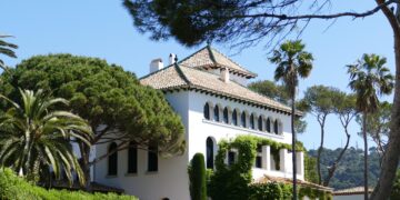 The Content Repurposing System: Getting 30 Pieces of Marketing from One Property Listing